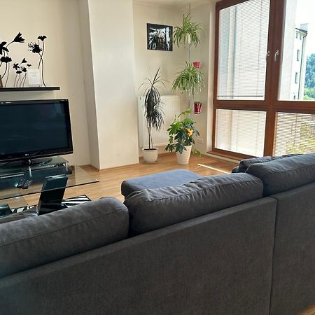 Apartman Na Vyhlidce Διαμέρισμα Κάρλοβι Βάρι Εξωτερικό φωτογραφία