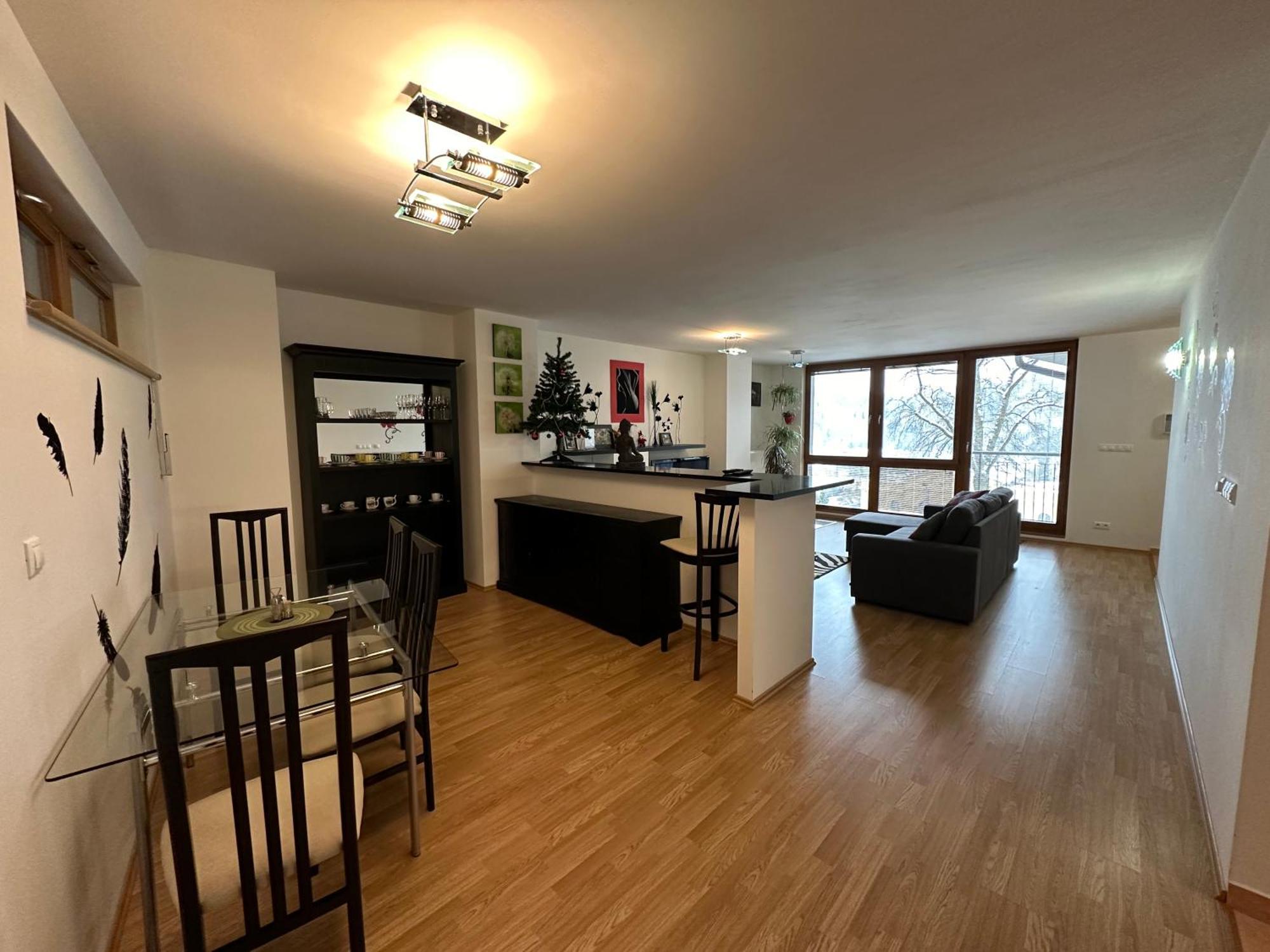 Apartman Na Vyhlidce Διαμέρισμα Κάρλοβι Βάρι Εξωτερικό φωτογραφία