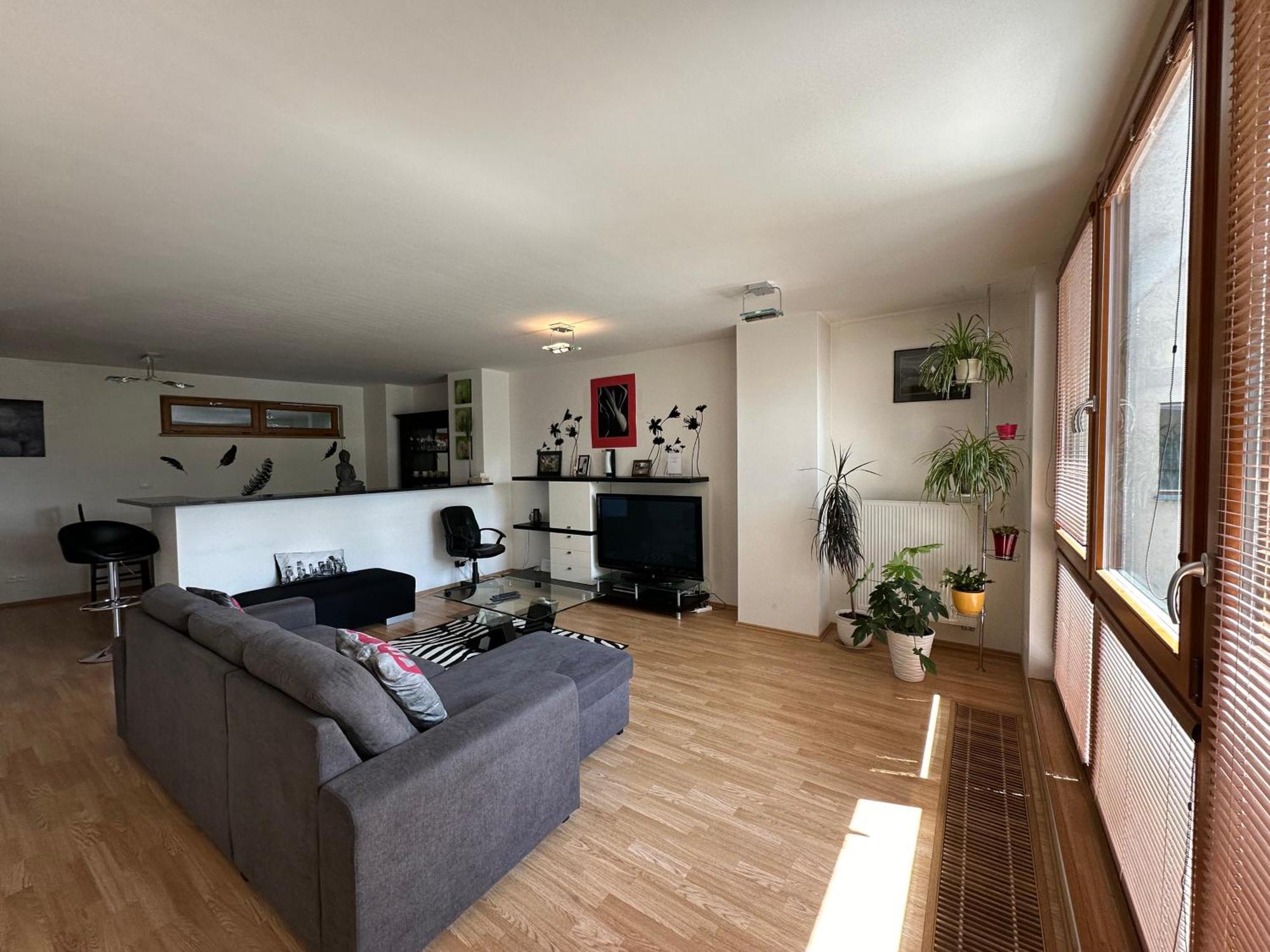 Apartman Na Vyhlidce Διαμέρισμα Κάρλοβι Βάρι Εξωτερικό φωτογραφία